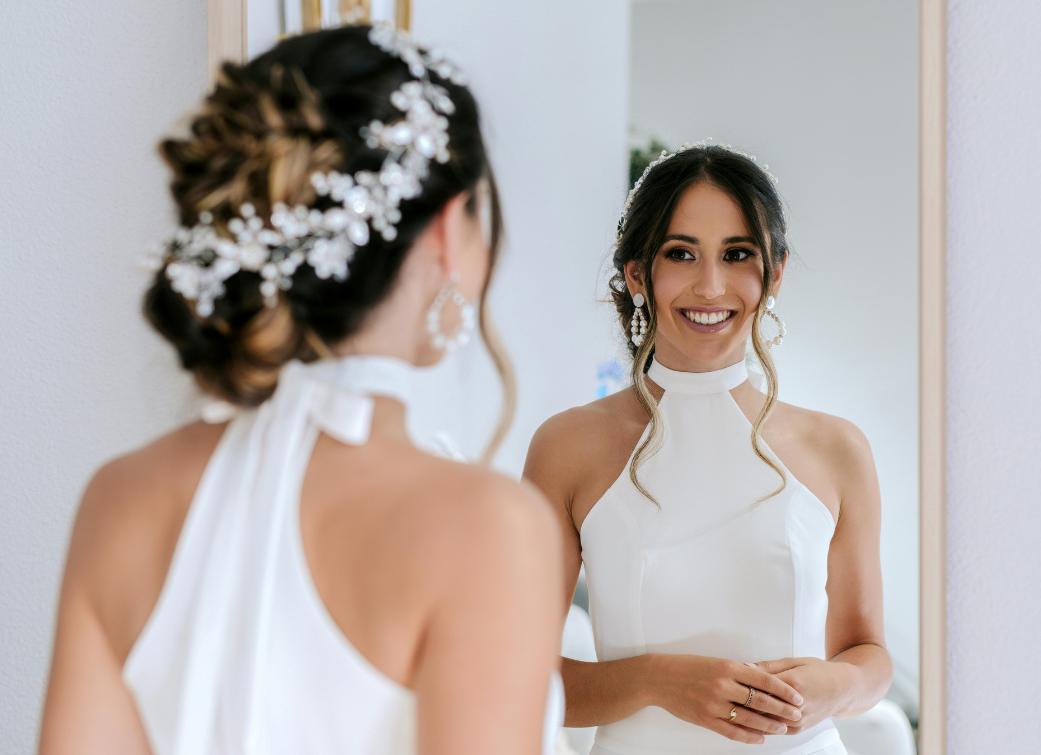 Как украсить невесту: средства создания образа